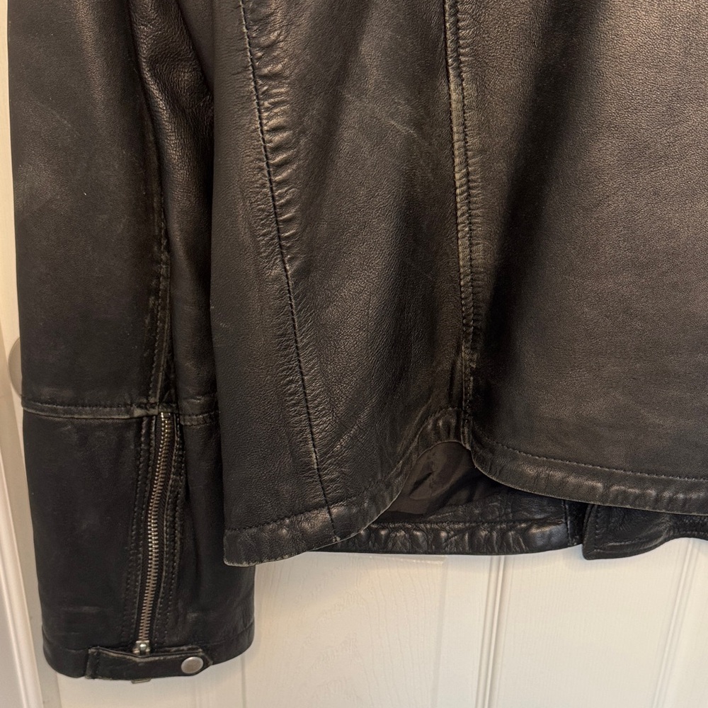 All Saints Mens Black Leather Biker Jacket with Quilted Shoulders - Picture 14 of 15